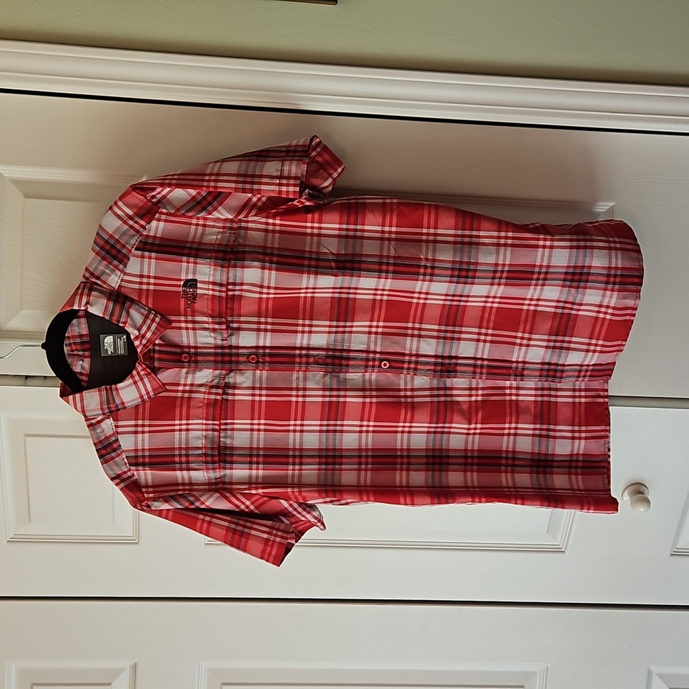 EUC Northface Button Shirt